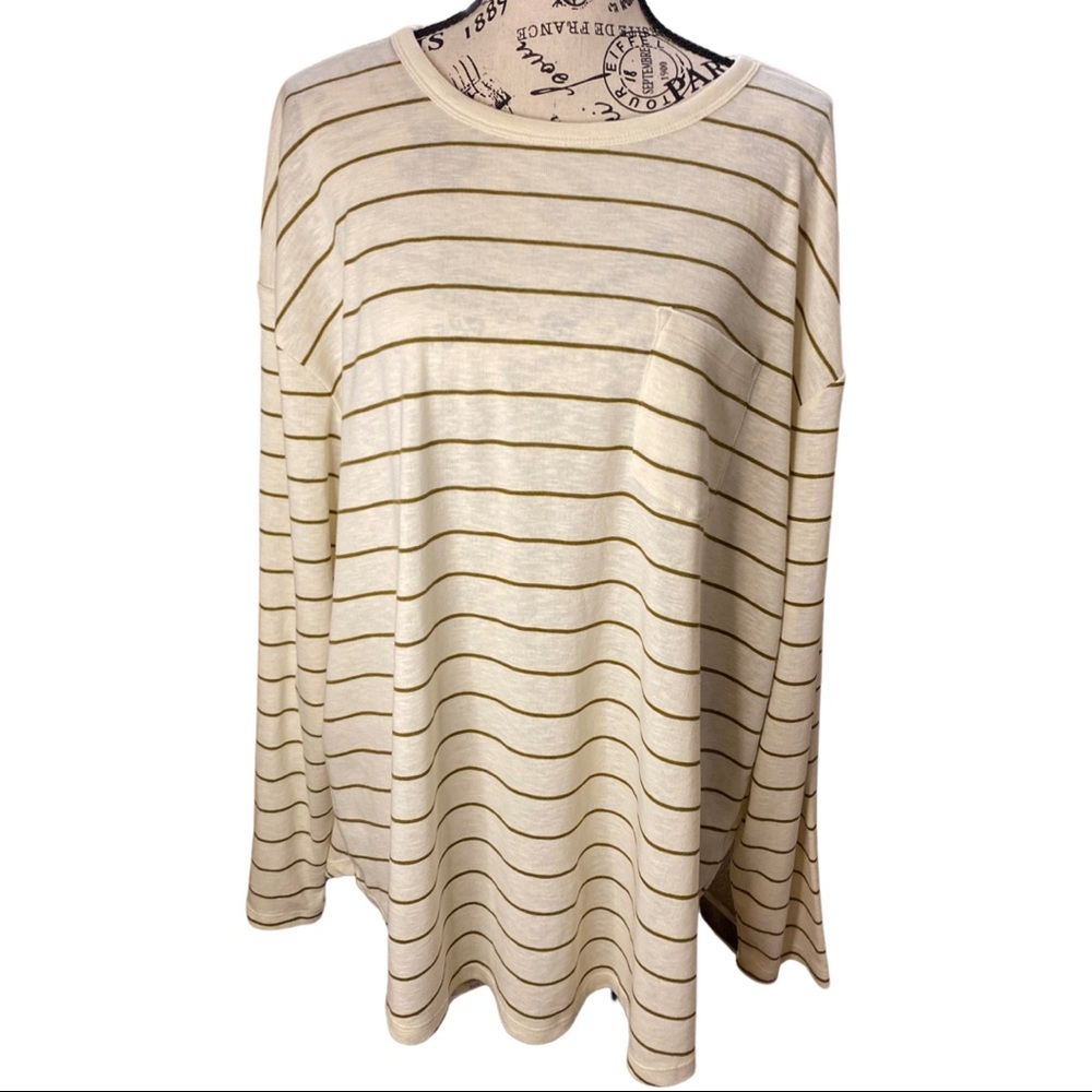 NWT Women’s Green and White Stripe Long Sleeve Shirt